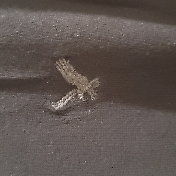 Men's American Eagle  V neck Sweater - Picture 2 of 4